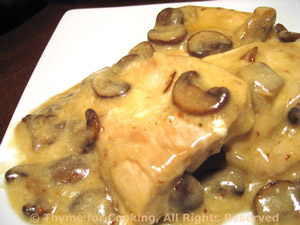 Turkey Cutlets with Creamy Mushroom Sauce