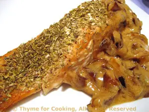 Baked Salmon with Creamed Onions