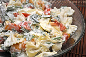 Pasta with Creamy Goat Cheese