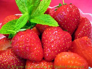 Fresh Strawberries with Balsamic Vinegar