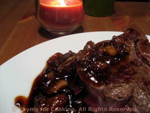 Steak with Shallot and Red Wine Reduction