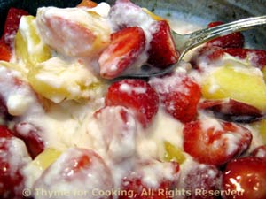 Fresh Peach and Berry Salad